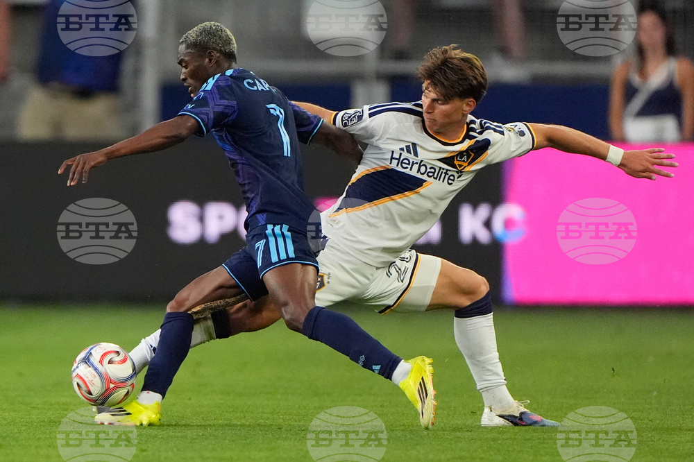 MLS Galaxy Sporting KC Soccer
