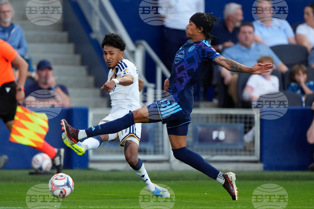 MLS Galaxy Sporting KC Soccer