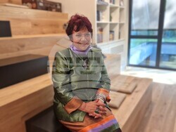 Драматургът на Народния театър – Мирела Иванов, представя новата си книга „Призоваване на поезията“, снимки – Даниел Димитров/ БТА