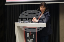 Международна конференция „Нови хоризонти в журналистиката: Истината под натиск”