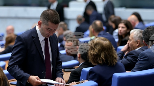 Депутатите приеха на първо четене промени в Закона за защита на потребителите срещу високите цени на стоки и услуги