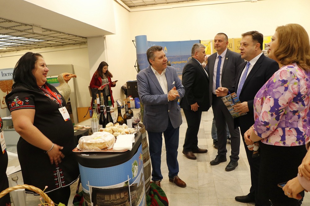 Община Сливен участва в Международното изложение „Културен туризъм“ 2023 във Велико Търново