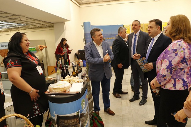 Община Сливен участва в Международното изложение „Културен туризъм“ 2023 във Велико Търново
