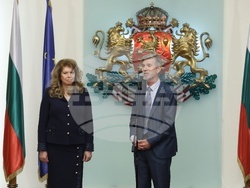 Президент - Почетни знаци - церемония