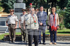 Сопот - генерал Владимир Вазов - честване