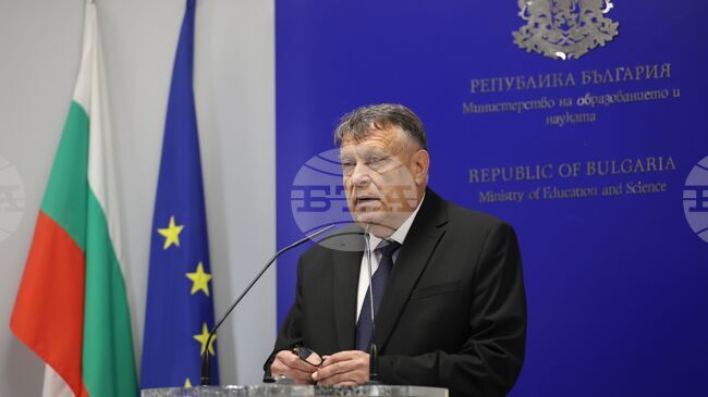 Надявам се, че в следващите години ще постигнем и политически, и национален консенсус в образователните ни политики, каза министър Георги Вълчев 