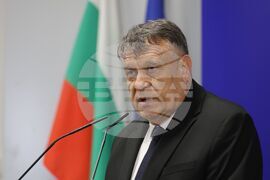 Министерство на образованието и науката - държавни зрелостни изпити