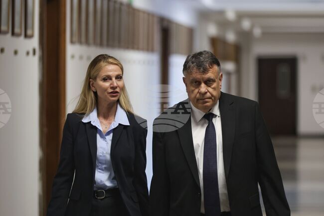 Министерство на образованието и науката - държавни зрелостни изпити