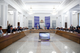 Министерски съвет  - мерки за овладяване на цените  - среща