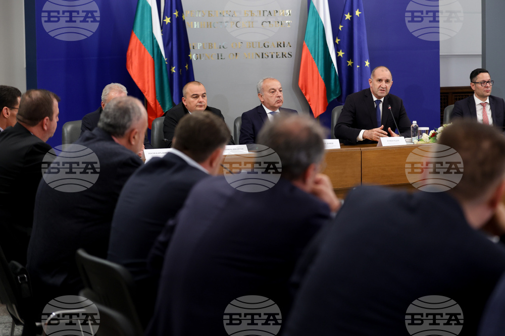 Министерски съвет  - мерки за овладяване на цените  - среща