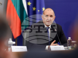 Министерски съвет  - мерки за овладяване на цените  - среща