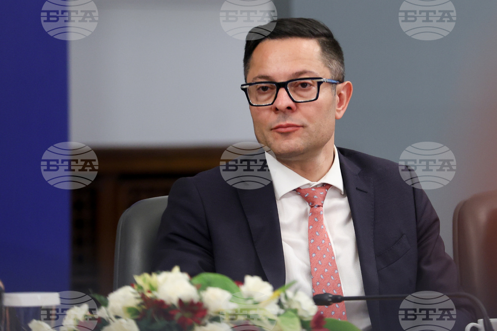 Министерски съвет  - мерки за овладяване на цените  - среща - Александър Пулев