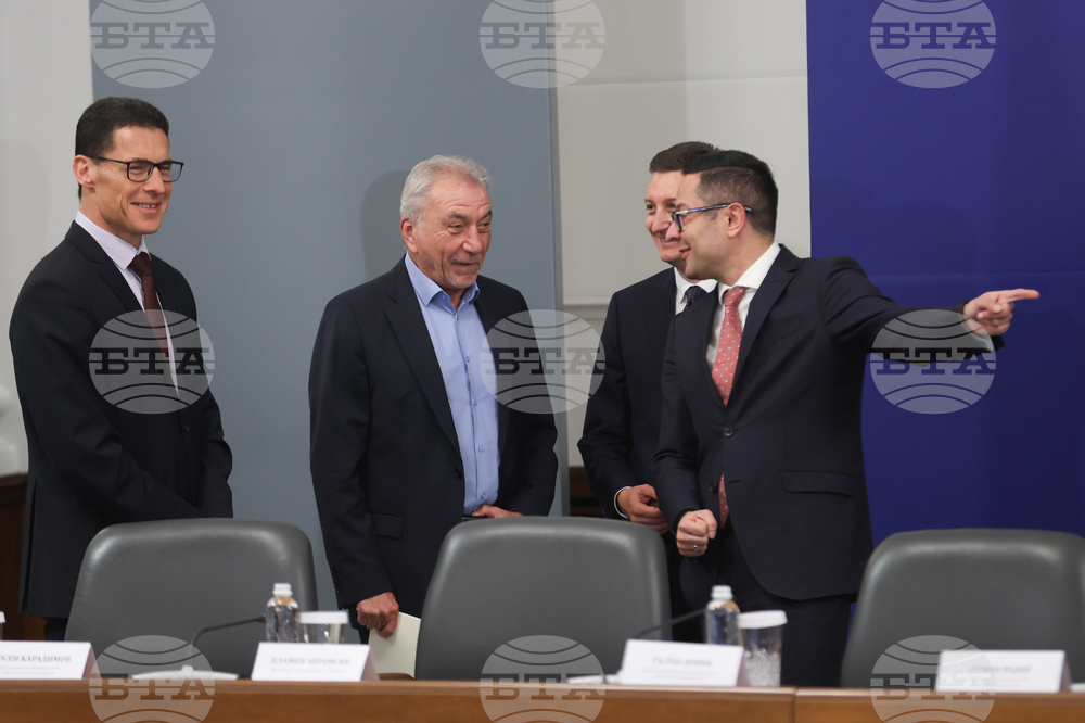 Министерски съвет  - мерки за овладяване на цените  - среща