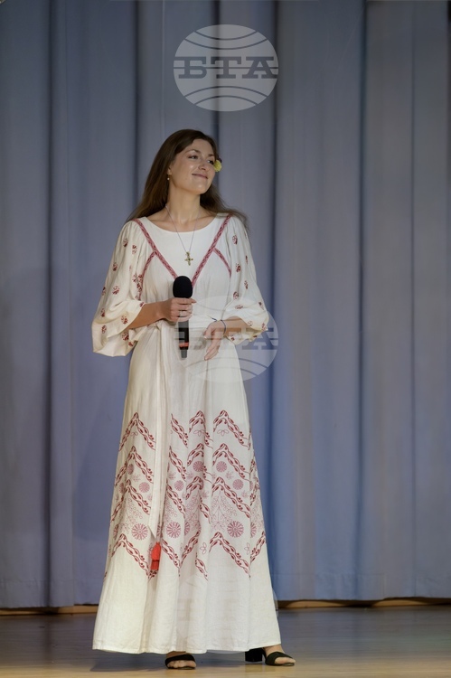 Bessarabian Bulgarian Singer Brings Village Heritage to Munich Festival