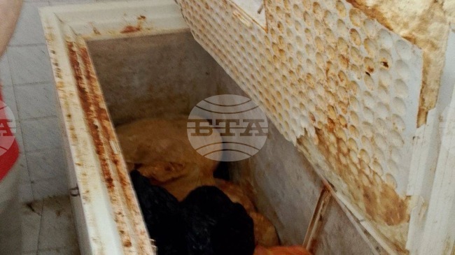 Заведение за хранене в центъра на Пазарджик е затворено след проверка на БАБХ