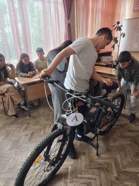 ОДМВР – Разград: Състезание „Спазвам правилата. Ваканция, здравей!“ проведоха възпитаниците на ОУ „Васил Априлов“ - Исперих