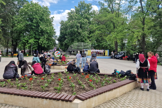 Инициативата „Петлето кукурига“ събра читалищни самодейци в Търговище