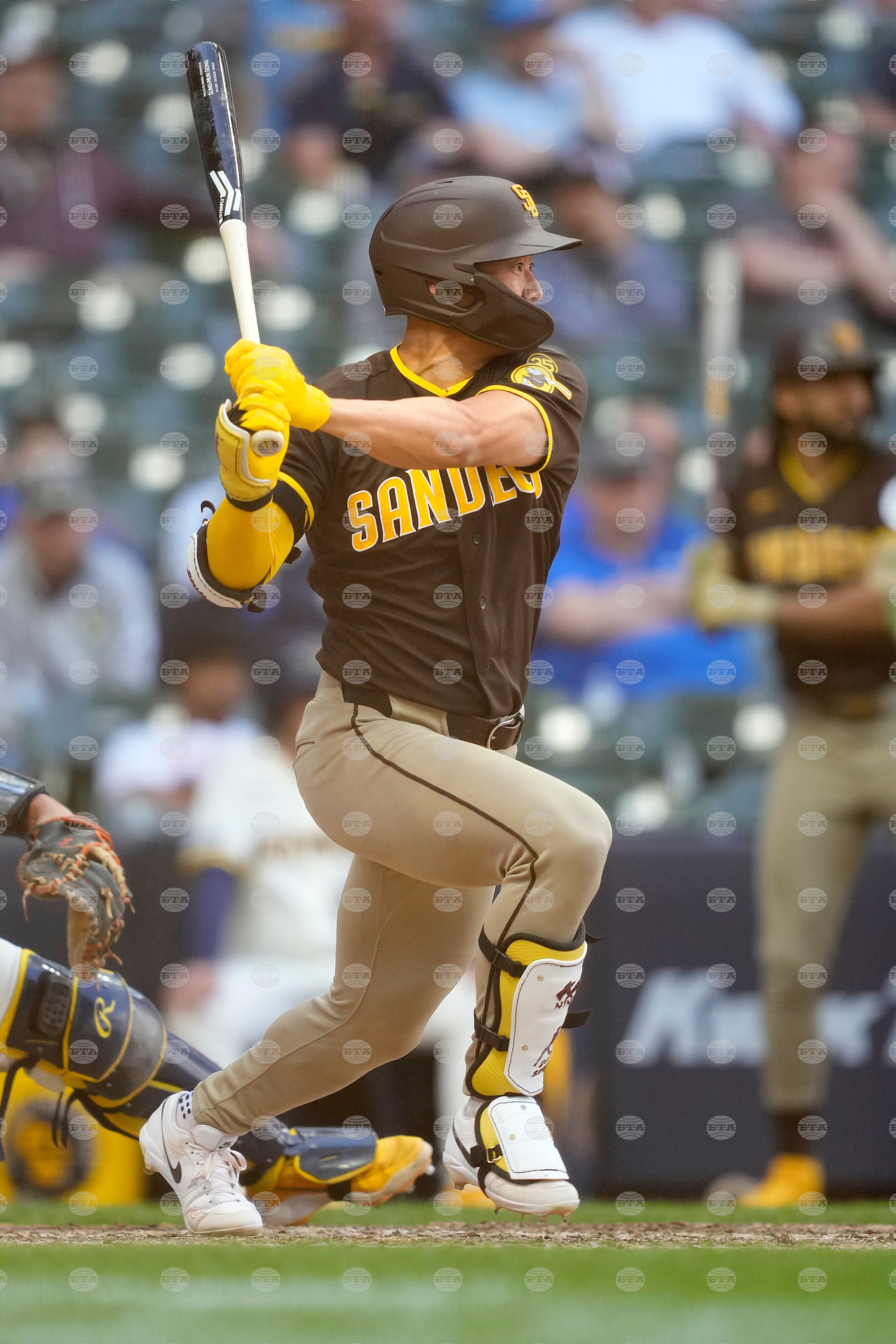 Padres Brewers Baseball