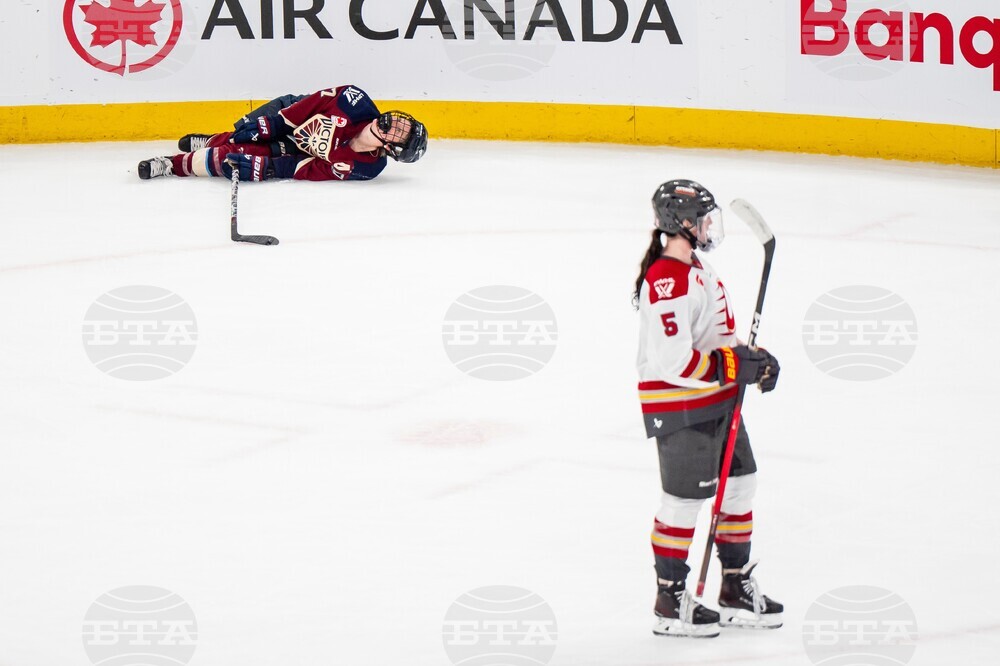 PWHL Charge Victoire Hockey