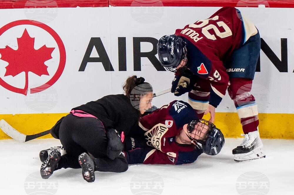PWHL Charge Victoire Hockey