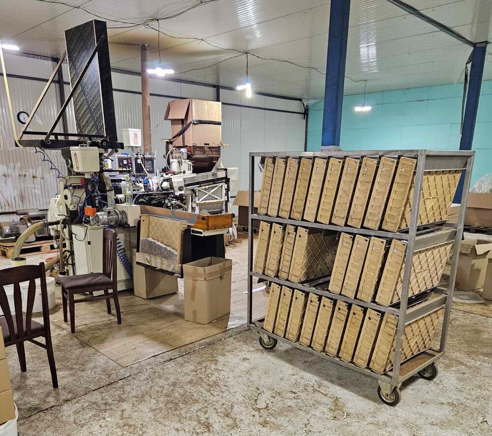 Пламен Павлов, зам.-директор на Агенция „Митници“: 4 млн. къса цигари и 3,5 т тютюн са открити в нелегалната фабрика за цигари в Севлиево