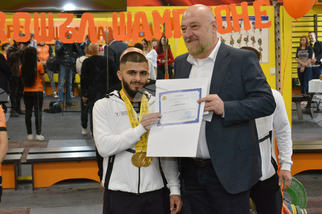 Русе - Ангел Русев - европейски шампион по вдигане на тежести