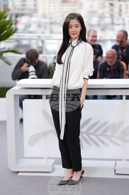 CORRECTION France Cannes 2026 Colony Photo Call