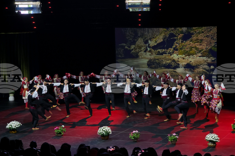 Munich Deputy Mayor Praises Bulgarian Community at Folk Festival Opening