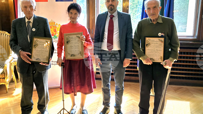 Български ветерани, участници във втората фаза на Втората световна война, се срещнаха с посланика на България в Белград Ангел Ангелов 