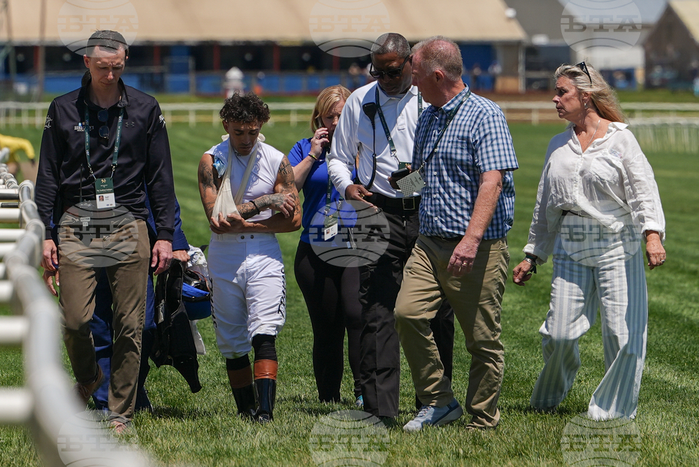 Black Eyed Susan Horse Racing