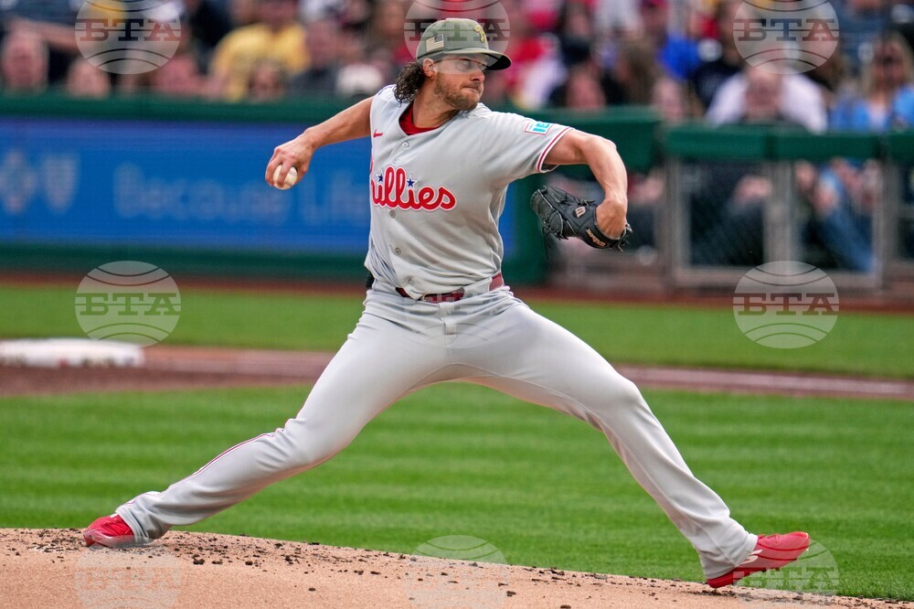 Phillies Pirates Baseball