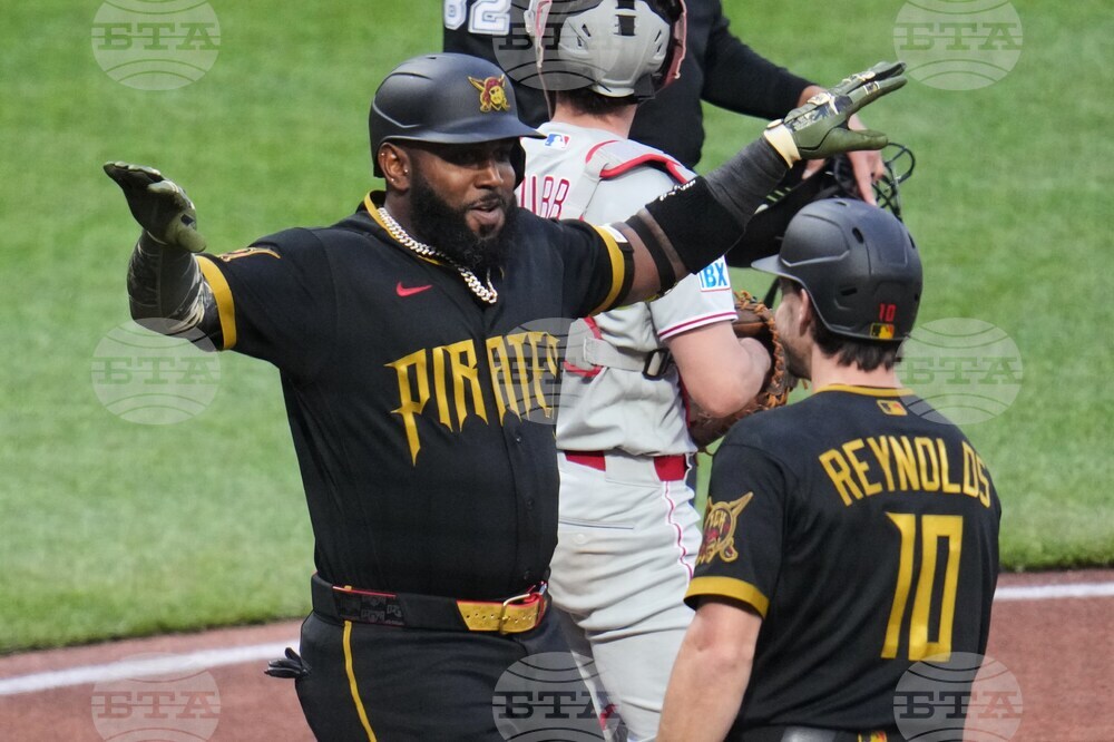 Phillies Pirates Baseball