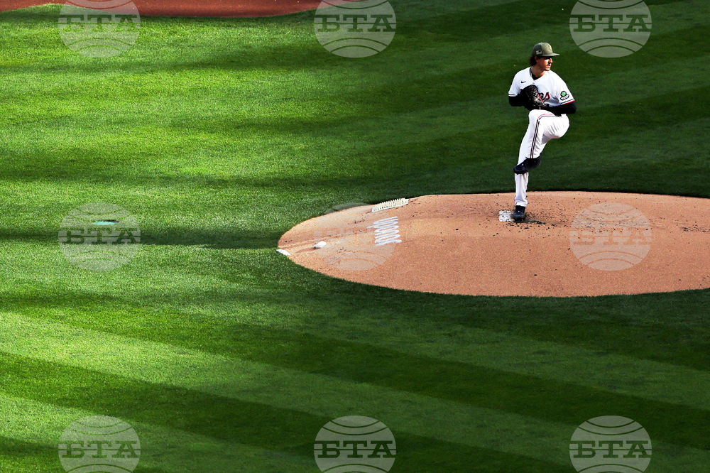Brewers Twins Baseball