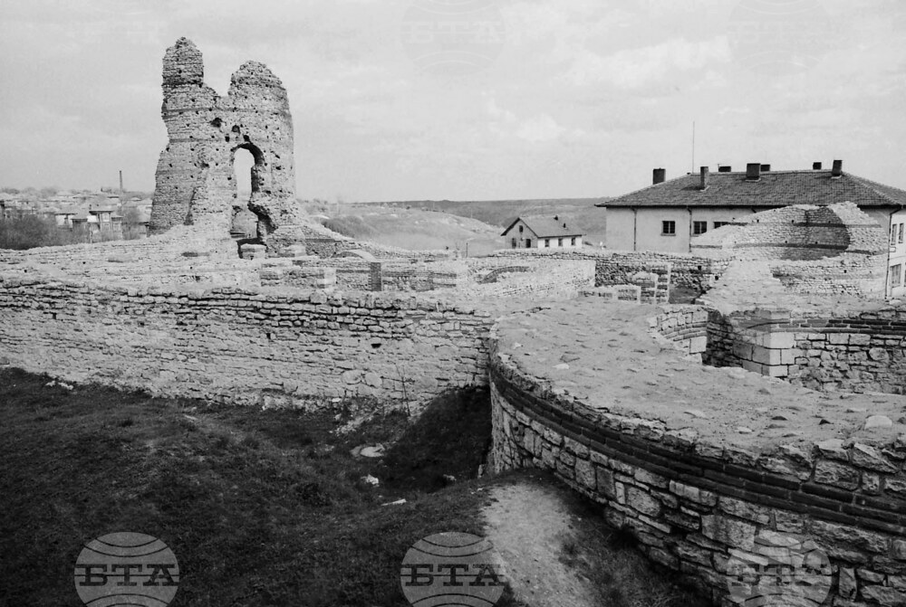 Крепостта "Кастра Мартис" в град Кула