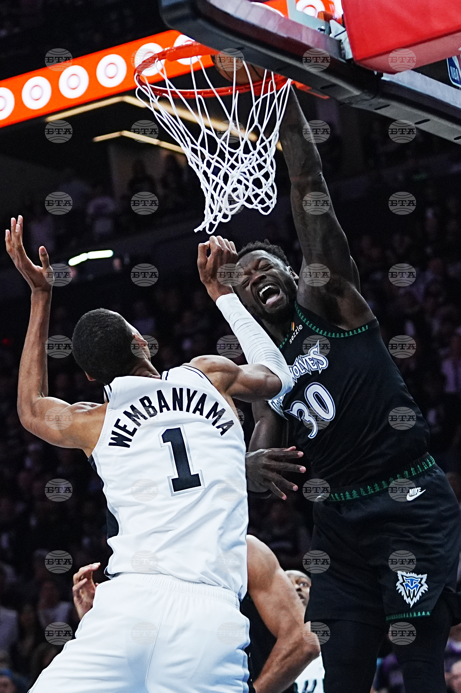 Spurs Timberwolves Basketball