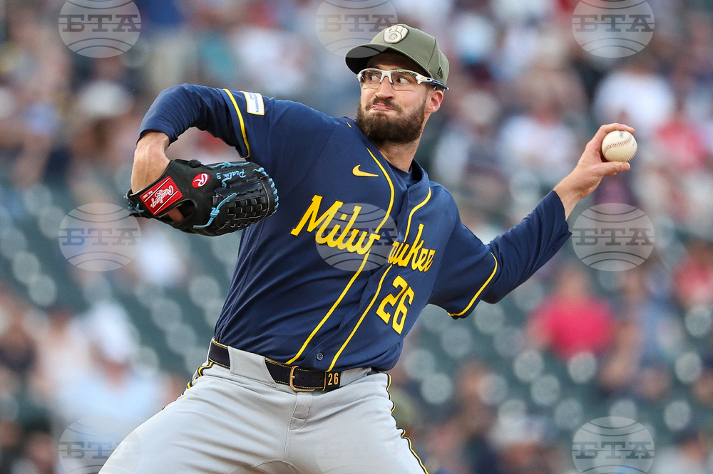 Brewers Twins Baseball