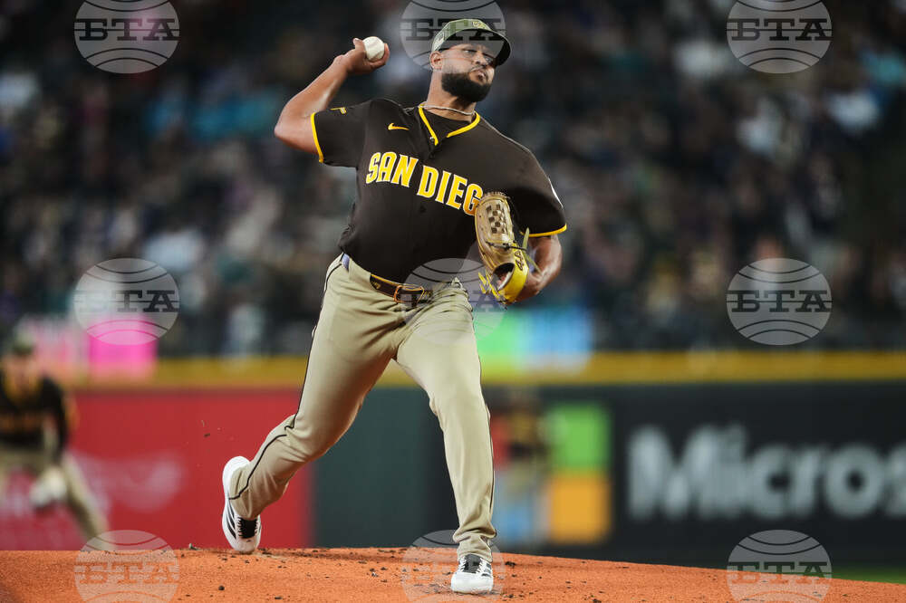 Padres Mariners Baseball