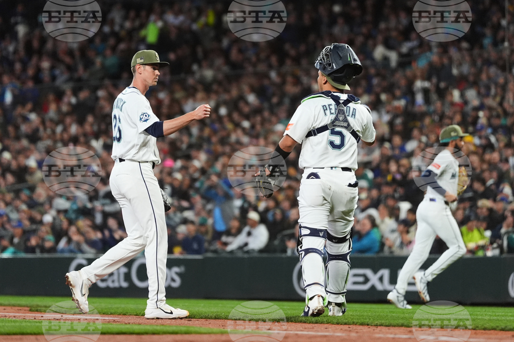 Padres Mariners Baseball