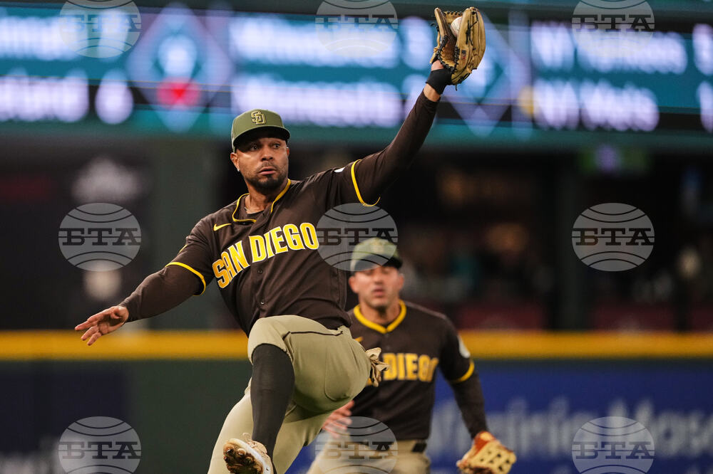 Padres Mariners Baseball