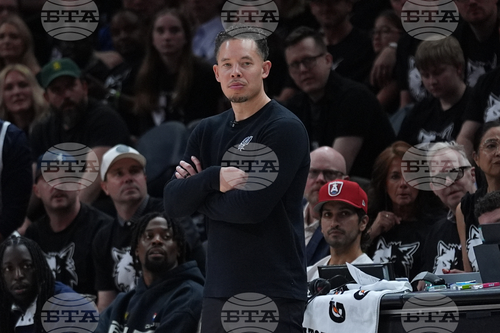 Spurs Timberwolves Basketball