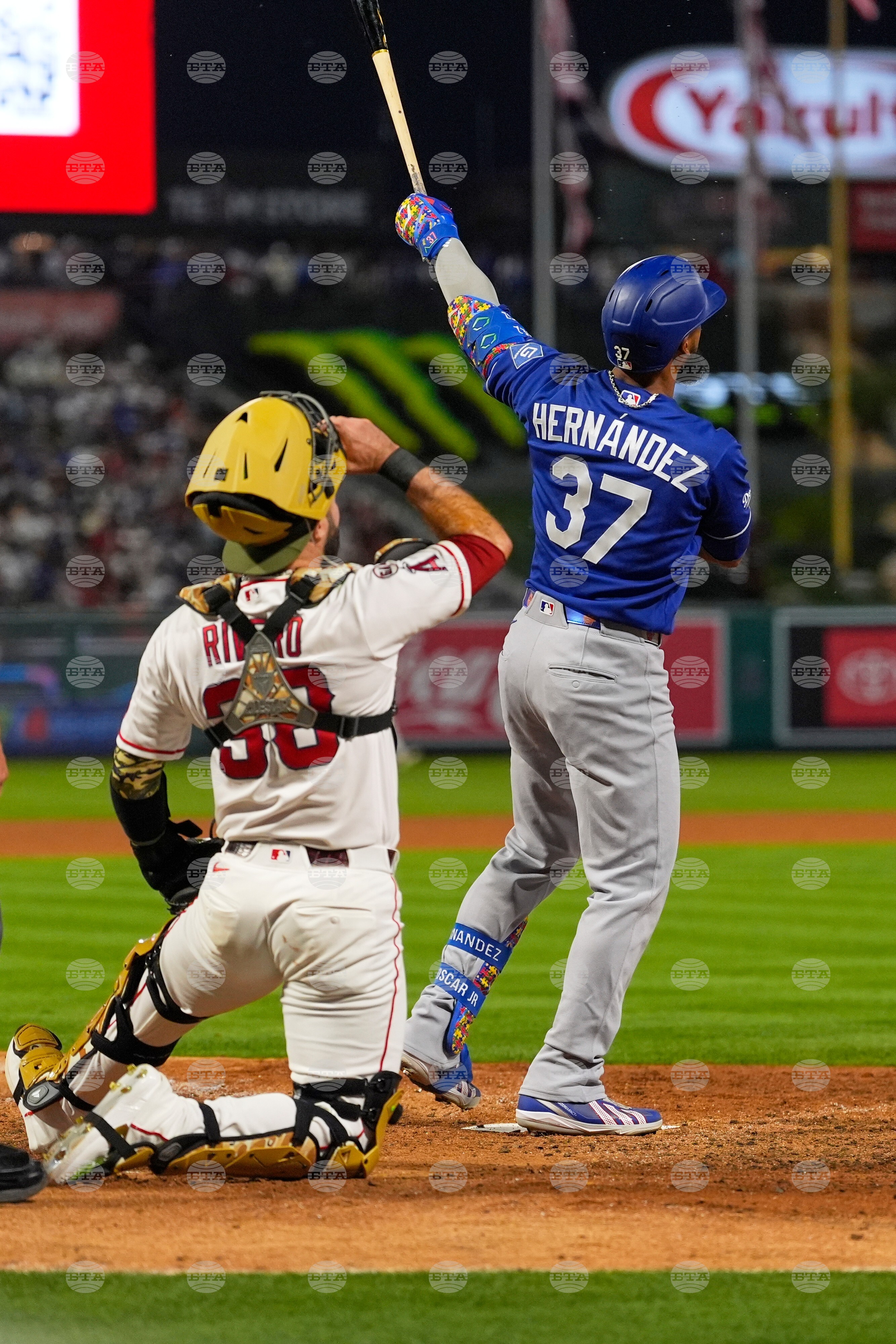 Dodgers Angels Baseball