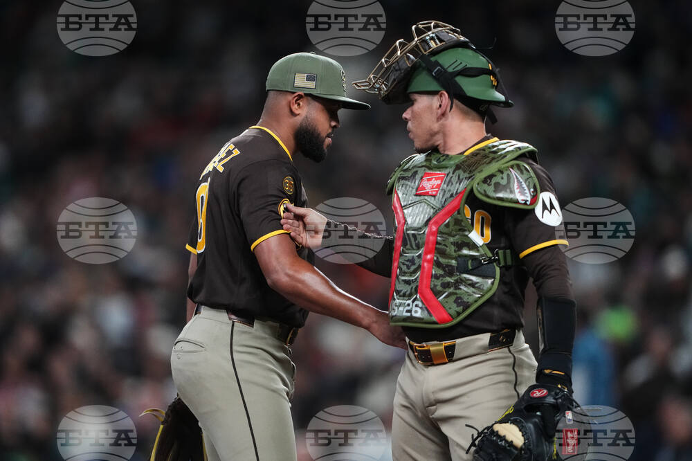 Padres Mariners Baseball