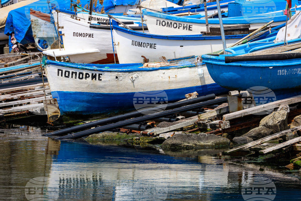 Поморие - пристанище - лодки