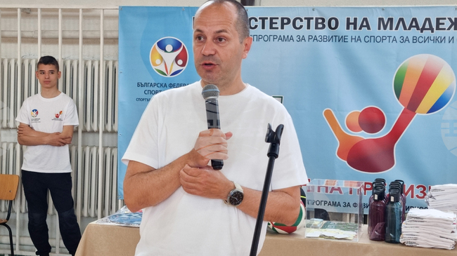 Инвестицията в спорт е инвестиция в здраве, каза кметът на Враца Калин Каменов