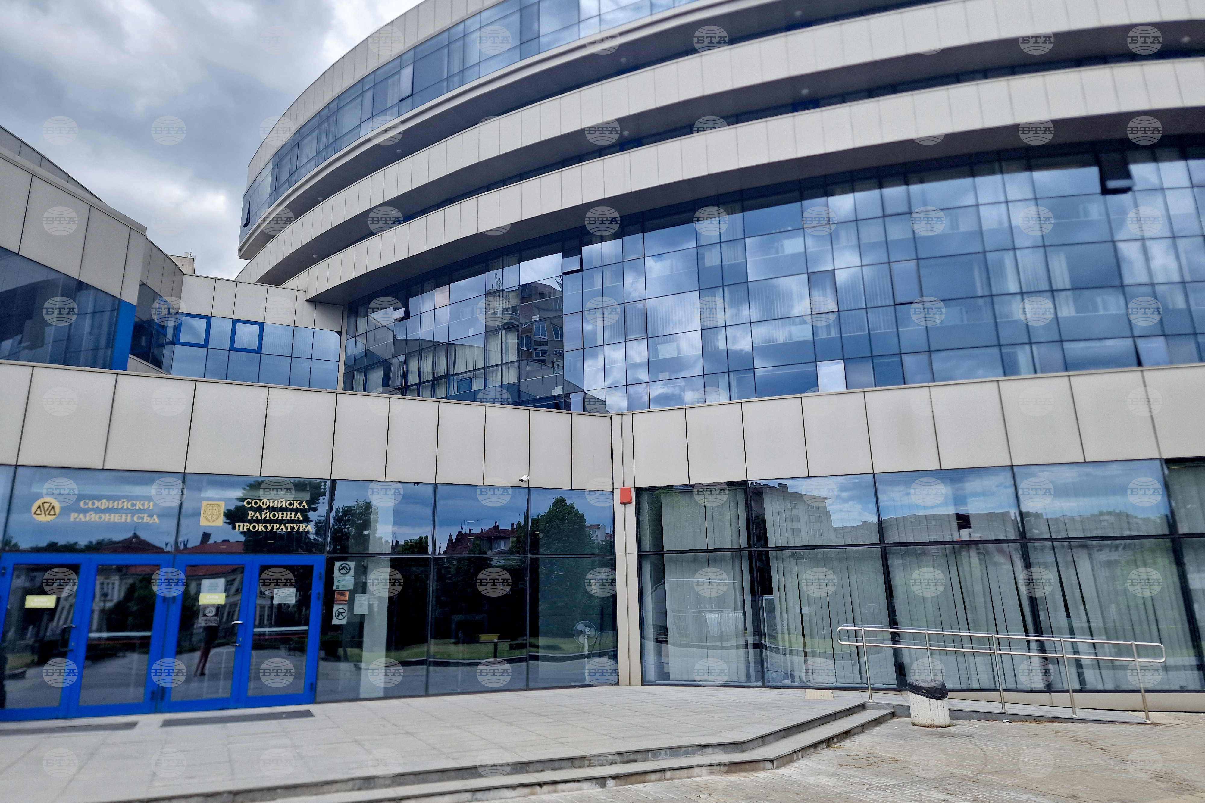Софийският районен съд определи на мярка "задържане под стража" спрямо 45-годишния Милен Груев, шофирал с 4,6 промила алкохол в кръвта