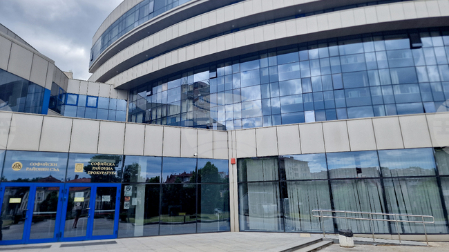 Belgian Arrested for Stabbing Another Man Outside Sofia Swimming Pool