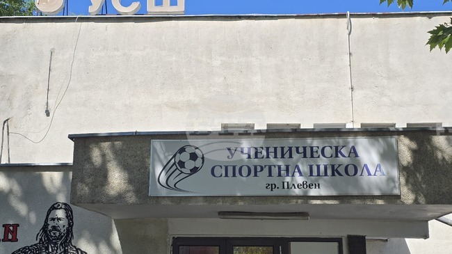 "Държавният шампионат по бокс за юноши в Плевен премина на задоволително ниво", каза техническият ръководител на състезанието Атанас Николов