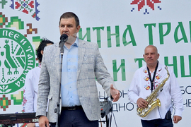 Хасково - събор за народно творчество „Китна Тракия пее и танцува“