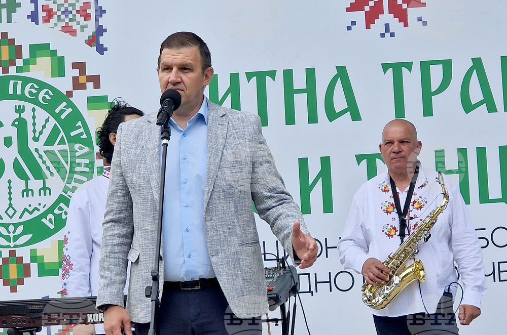 Хасково - събор за народно творчество „Китна Тракия пее и танцува“