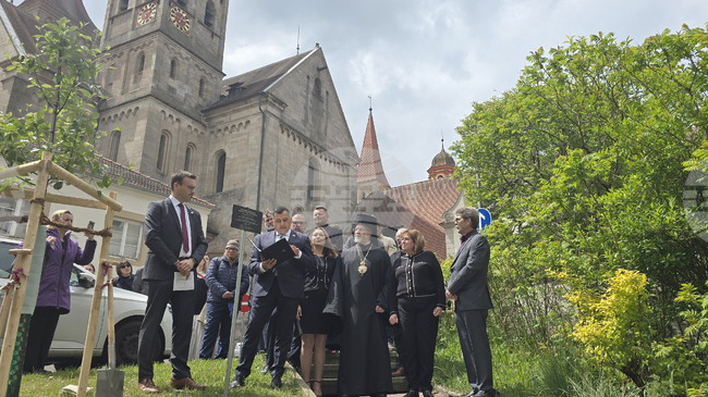 Tree of Friendship Between Bulgaria and Baden-Wuerttemberg Planted in Ellwangen